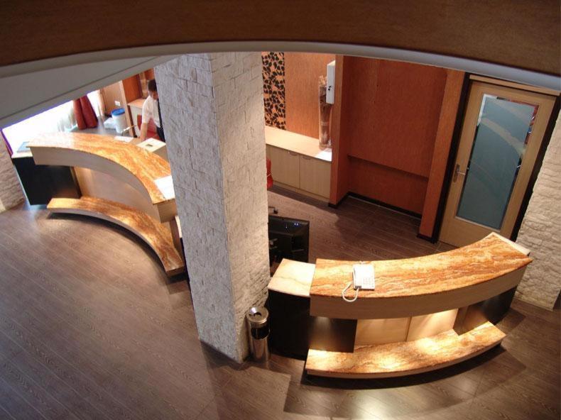 Hotel Park איווניצה מראה חיצוני תמונה